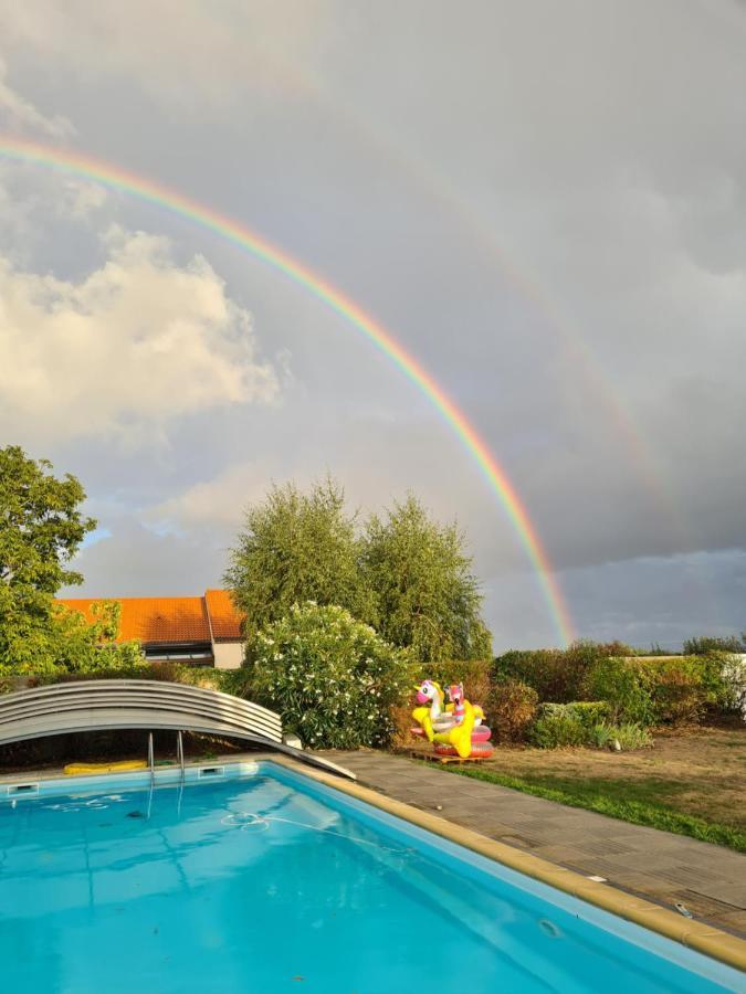 Вилла Ty Grain De Sel : Logement Privatif Avec Piscine, Jardin Et Patio Chauve Экстерьер фото